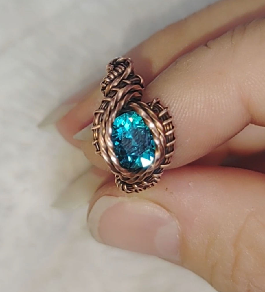 Blue crystal ring💍 size 6