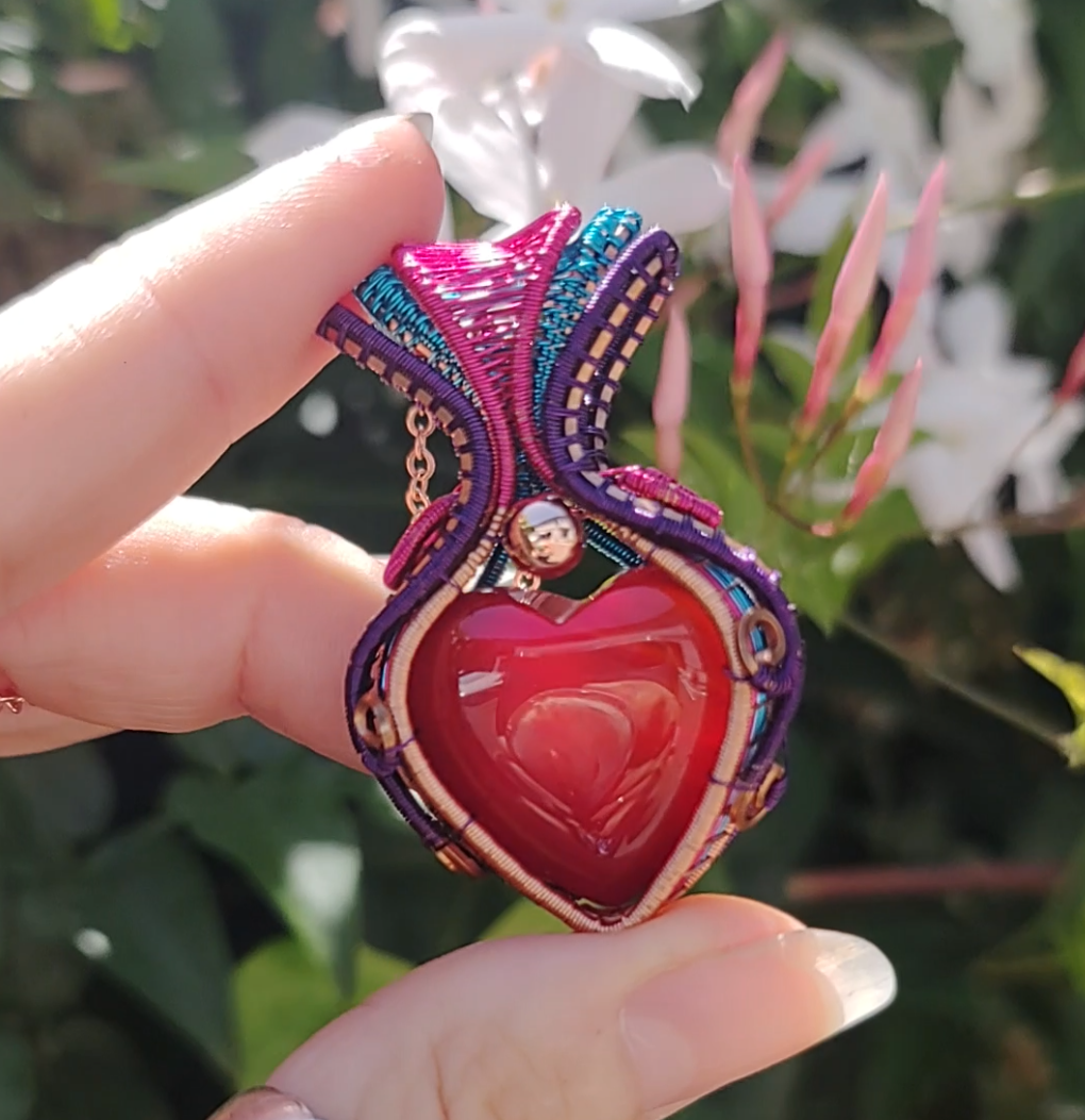 Natural red Agate heart ❤️ pendant