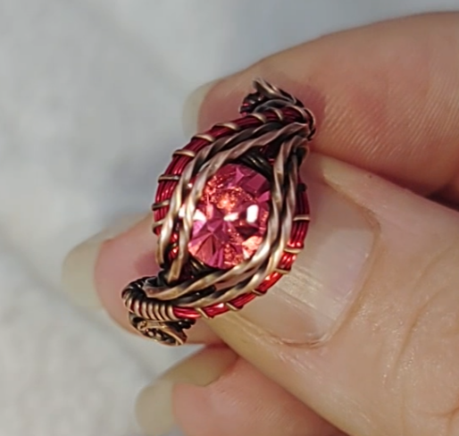 Red crystal ringš size 7
