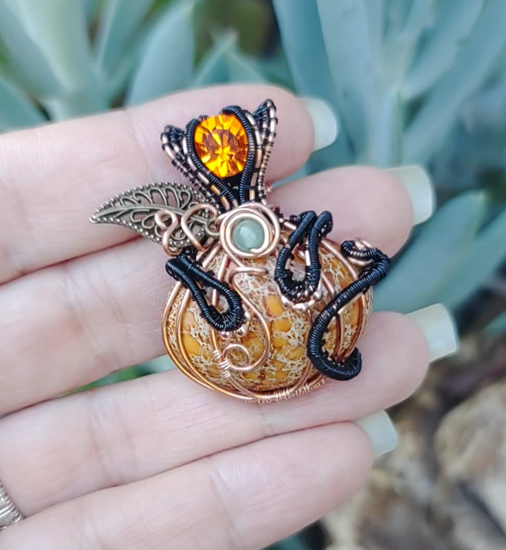 Halloween π pumpkin kitty Pendant