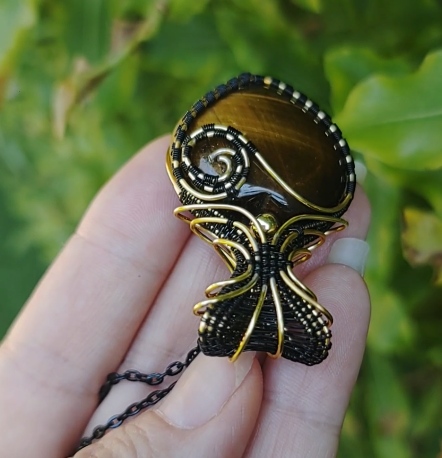 Tiger Eye heart pendant