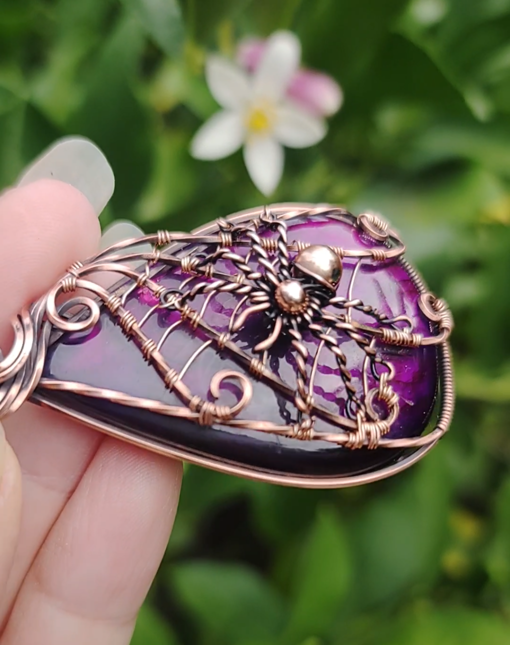 Spooky Spider 🕸️🕷️ Pendant 👀