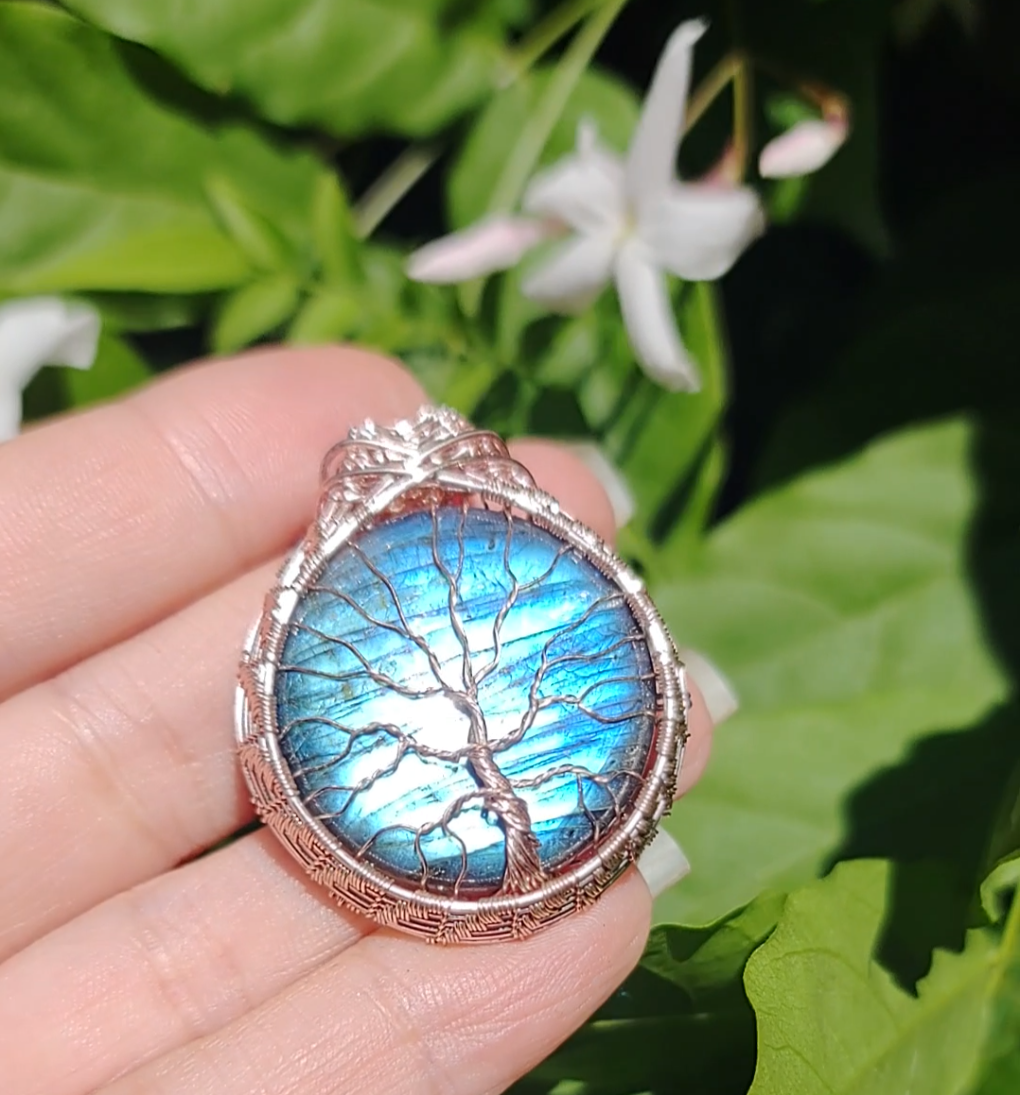 Tree of Life Pendant - High flash blue Labradorite