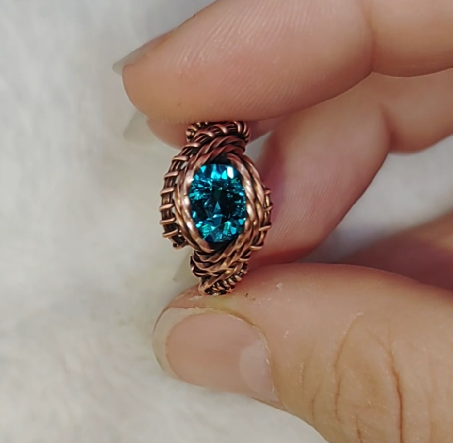 Blue crystal ring💍 size 6