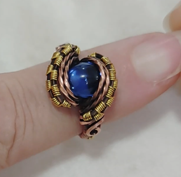 From the Tutorial - Egyptian ring💍 size 7