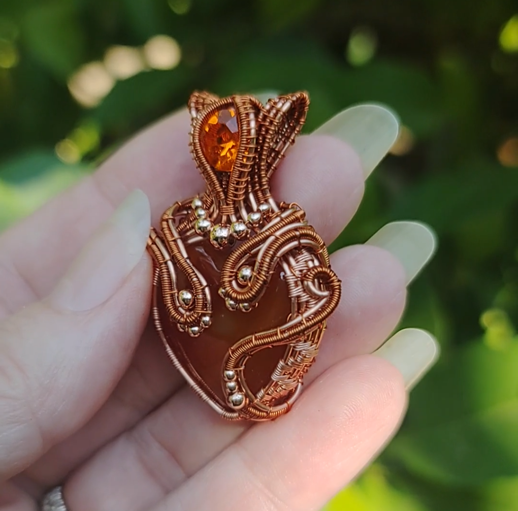 Cute little kitty 😸♥️ heart pendant