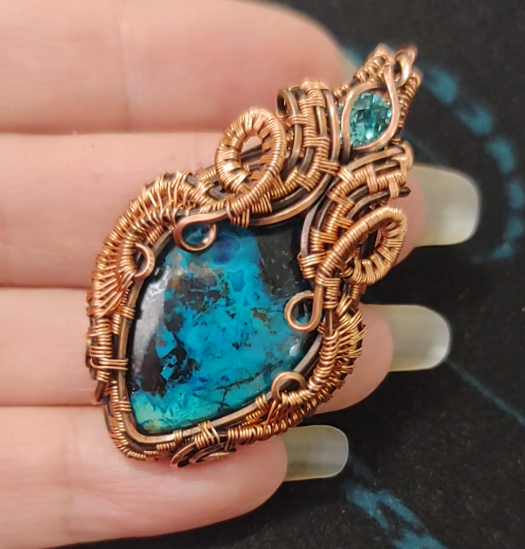 Blue Lagoon 💦 pendant