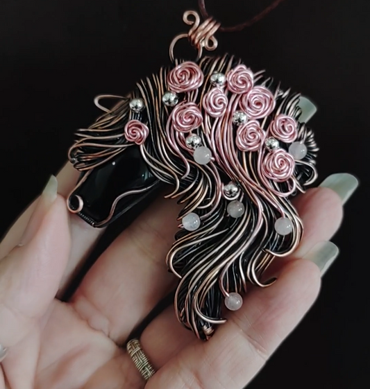 Rose parade 🌸 pony 🐎 Pendant