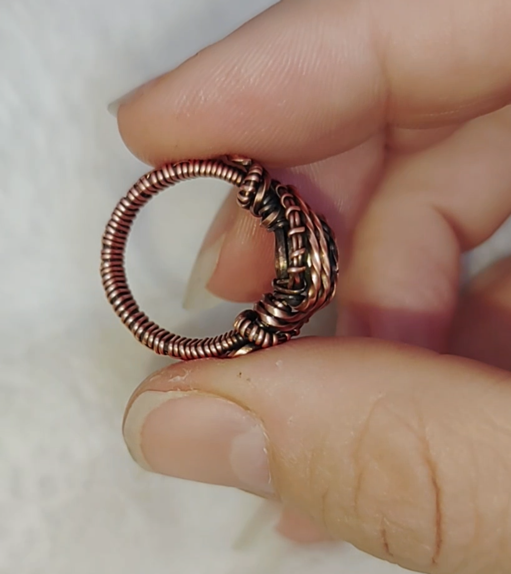 Blue crystal ring💍 size 6