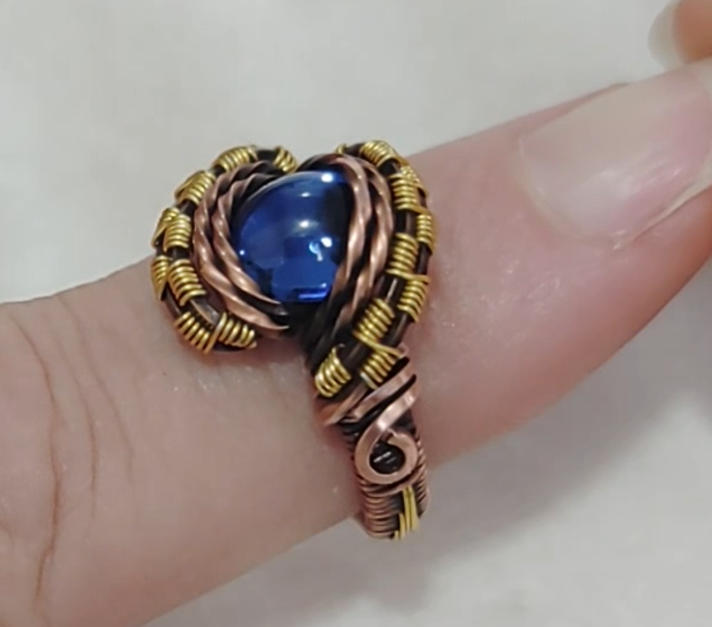 From the Tutorial - Egyptian ring💍 size 7