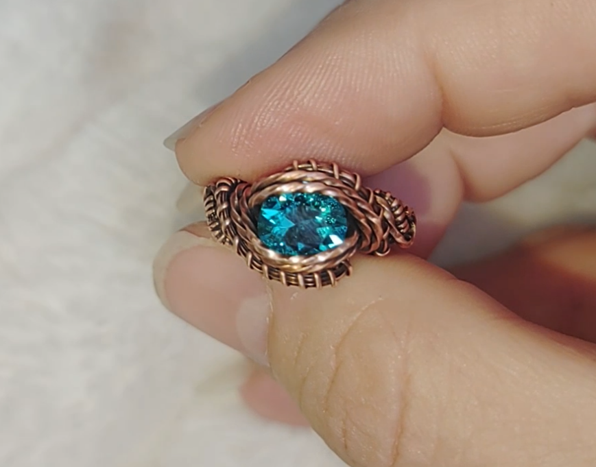 Blue crystal ring💍 size 6