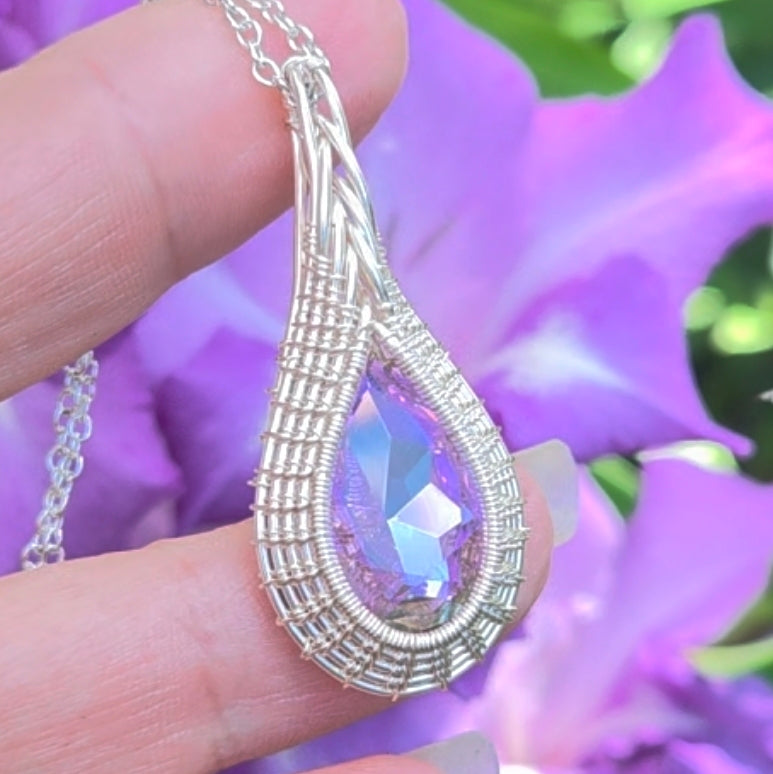 Lavender drop 💜 💧pendant