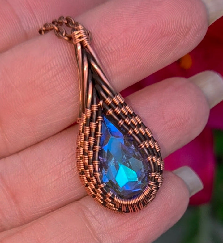 Tear Drop Pendant 💧