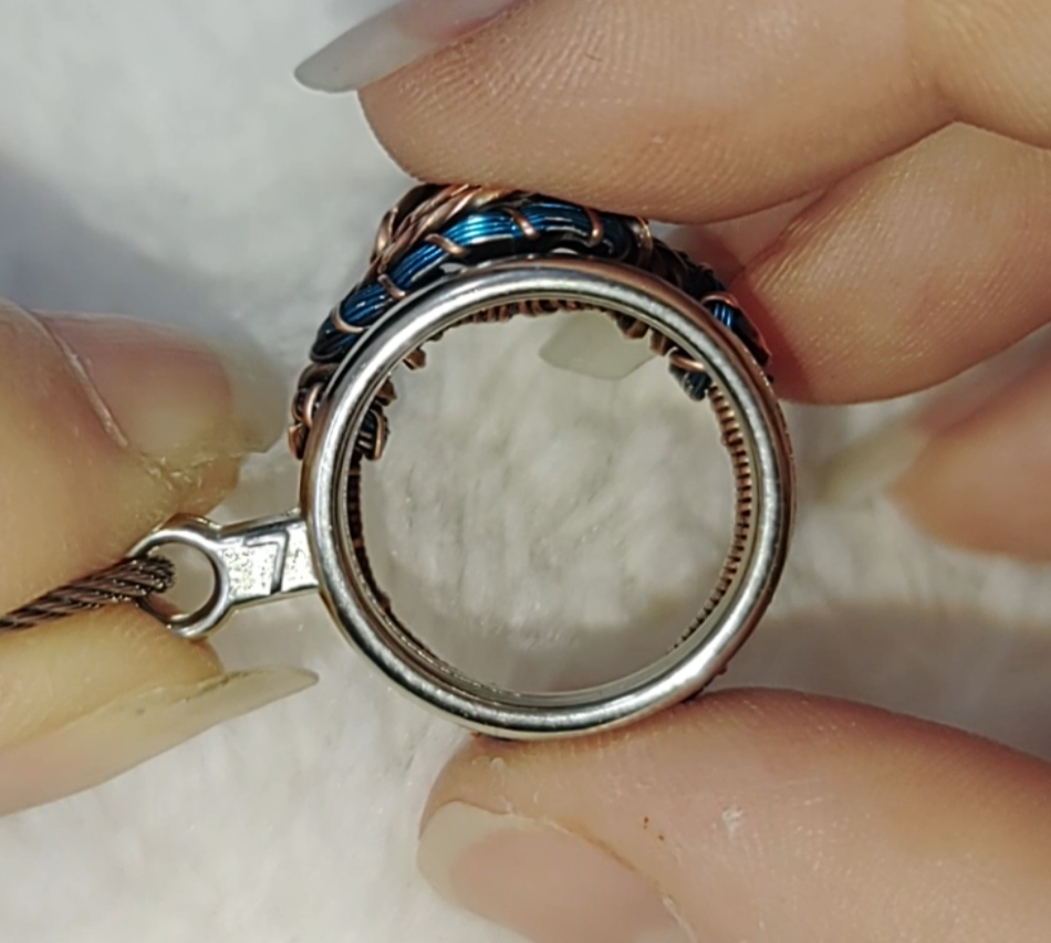 Blue crystal ring💍 size 7