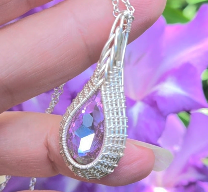 Lavender drop 💜 💧pendant