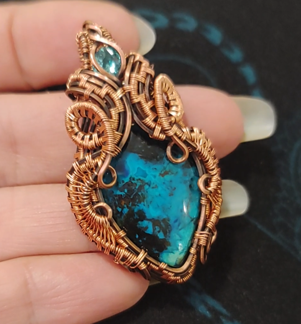 Blue Lagoon 💦 pendant