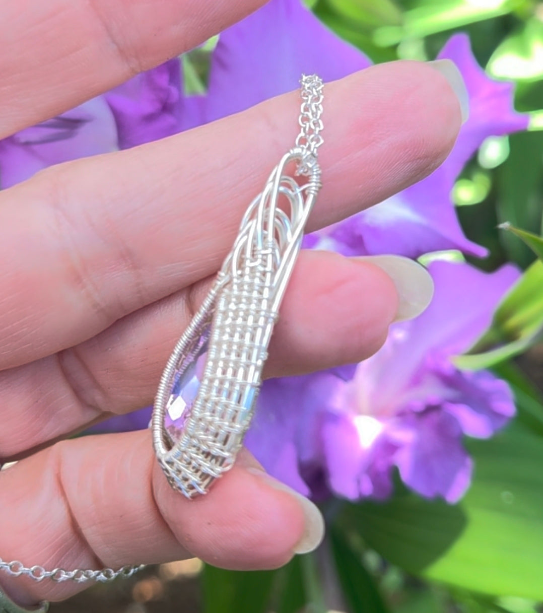 Lavender drop 💜 💧pendant