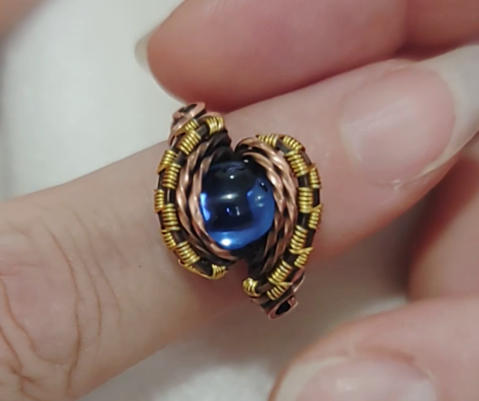From the Tutorial - Egyptian ring💍 size 7