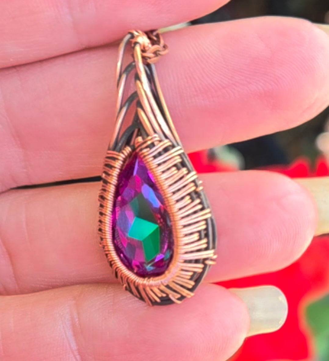 💧💗Tear Drop Pendant